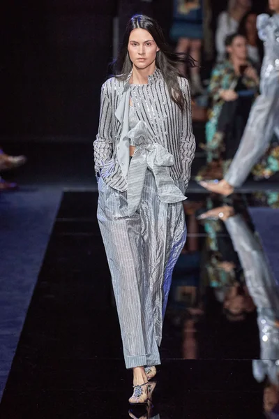 Look 52